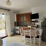 Apartament Teo Sea *