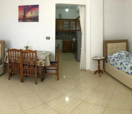 Teo Sea Apartament *