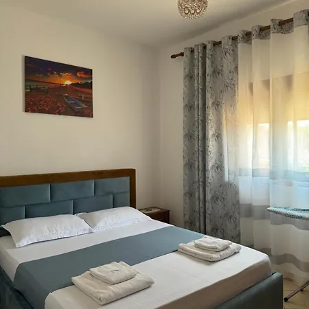 Apartament Teo Sea *